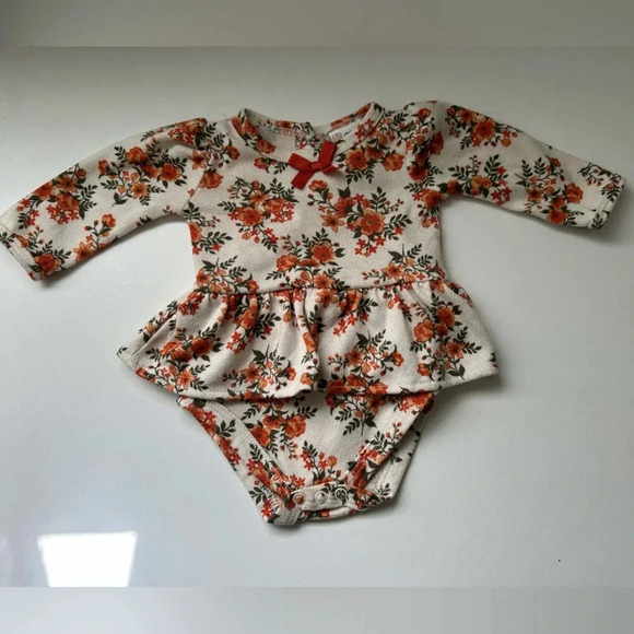 Daisy Fuentes Other - Daisy Fuentes Infant Dress 0-3M - Floral & Adorable